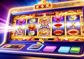 Meja permainan Ceme Online angkasa 168 dengan kartu dan dealer profesional